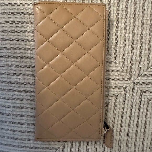 Chanel Boy Wallet - Picture 2 of 6